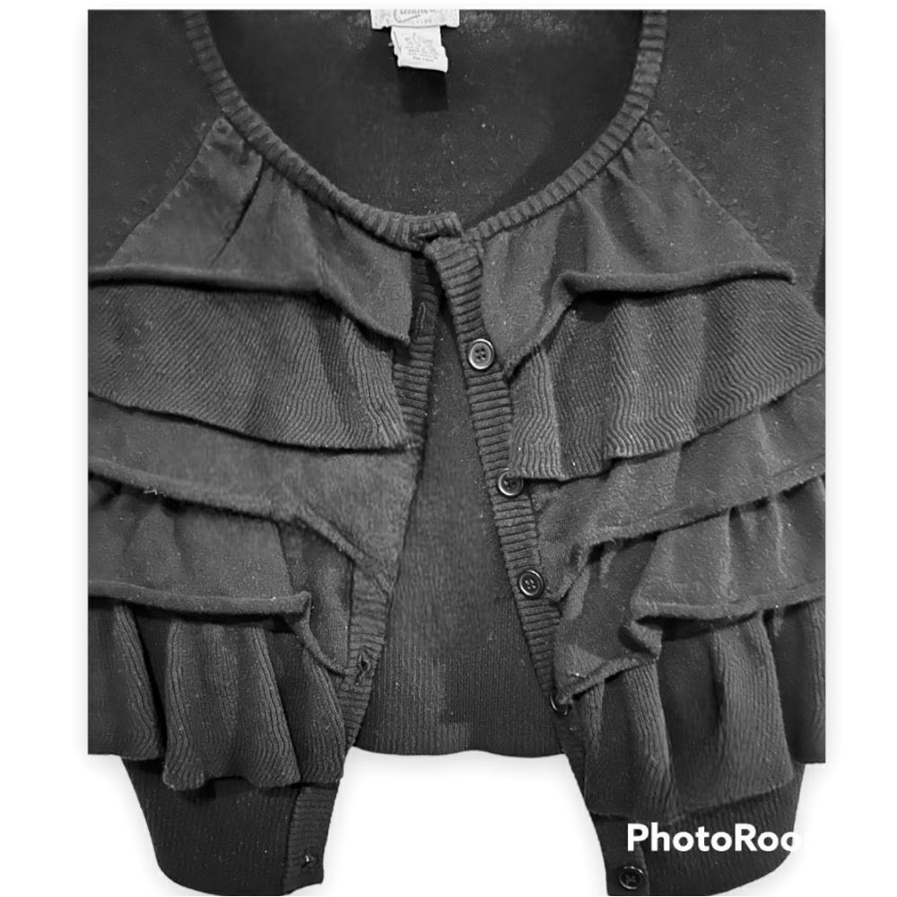 The cutest little Candies 3/4 sleeve sweater in black, size Large